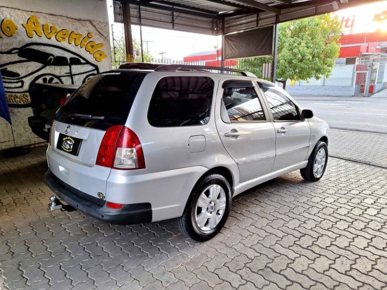 FIAT - PALIO - 2007/2008 - Prata - R$ 27.900,00