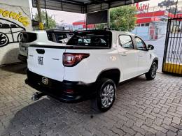 FIAT - STRADA - 2021/2022 - Branca - R$ 96.900,00