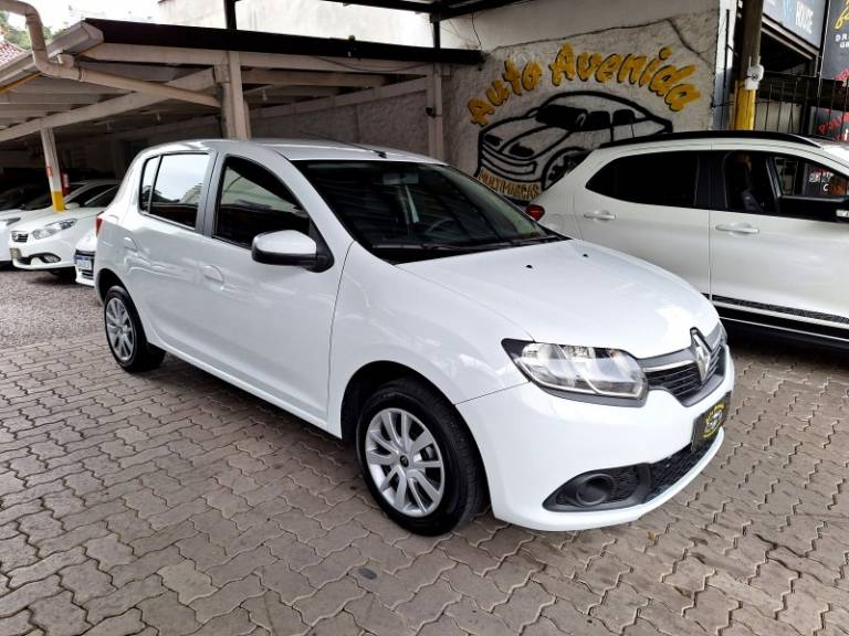 RENAULT - SANDERO - 2019/2020 - Branca - R$ 50.900,00