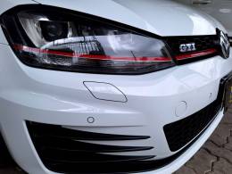 VOLKSWAGEN - GOLF - 2017/2017 - Branca - R$ 170.000,00