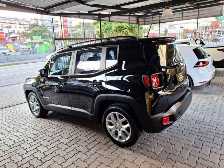 JEEP - RENEGADE - 2015/2016 - Preta - R$ 71.900,00