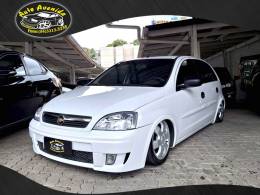 CHEVROLET - CORSA - 2011/2012 - Branca - R$ 32.900,00