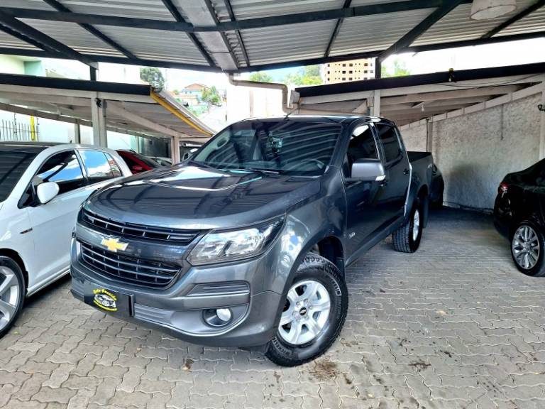 CHEVROLET - S10 - 2019/2020 - Cinza - R$ 159.900,00