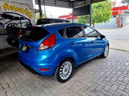 FORD - FIESTA - 2015/2015 - Azul - R$ 53.900,00