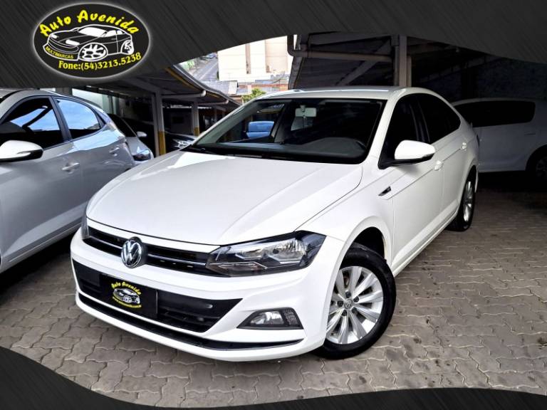 VOLKSWAGEN - VIRTUS - 2018/2019 - Branca - R$ 69.900,00