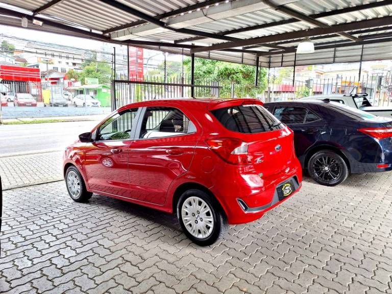 FORD - KA - 2020/2021 - Vermelha - R$ 56.900,00