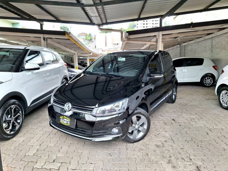 VOLKSWAGEN - FOX - 2018/2019 - Preta - R$ 59.900,00